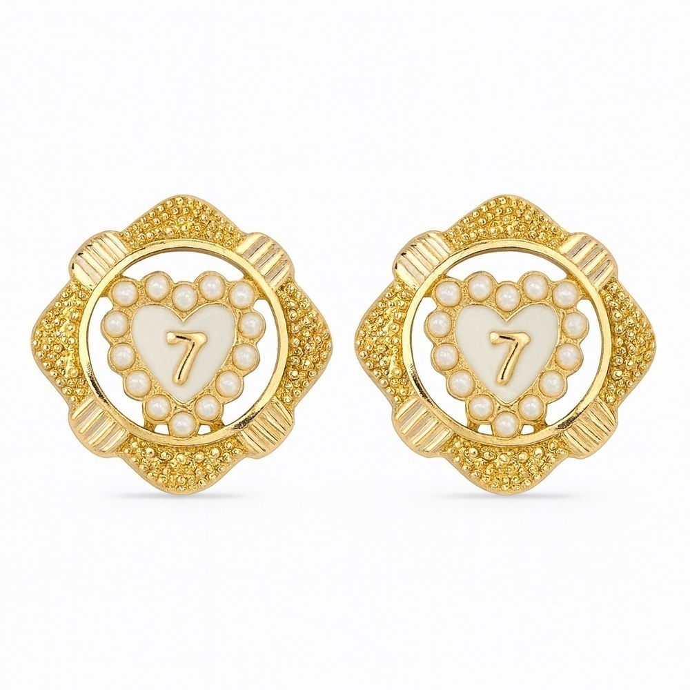 💖 ⚜️ Vintage Gold and White Heart Earrings ⚜️ 💕